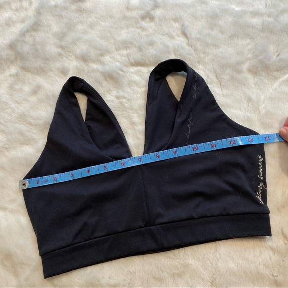 (XS) Whitney Simmons x Gymshark Sports Bra Black Extra Small - Picture 13 of 13